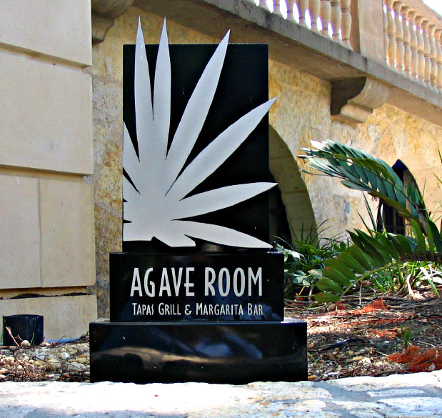 CUSTOM SIGNS 3 custom pix 3